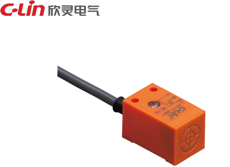 LJE17角柱型電感式接近開關(guān)